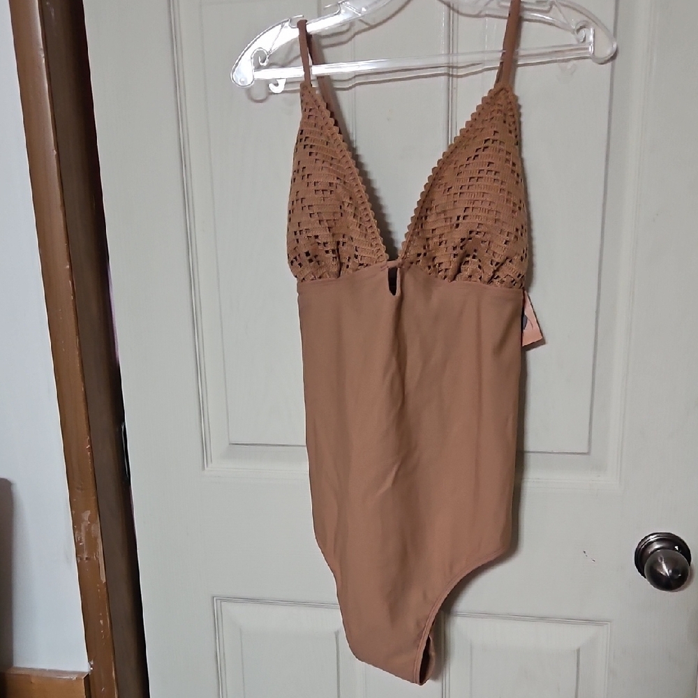 SHADE & SHORE CROCHET TOP ONE PIECE SWIMSUIT: BROWN: NEW WITH TAGS: SIZE XL (16)